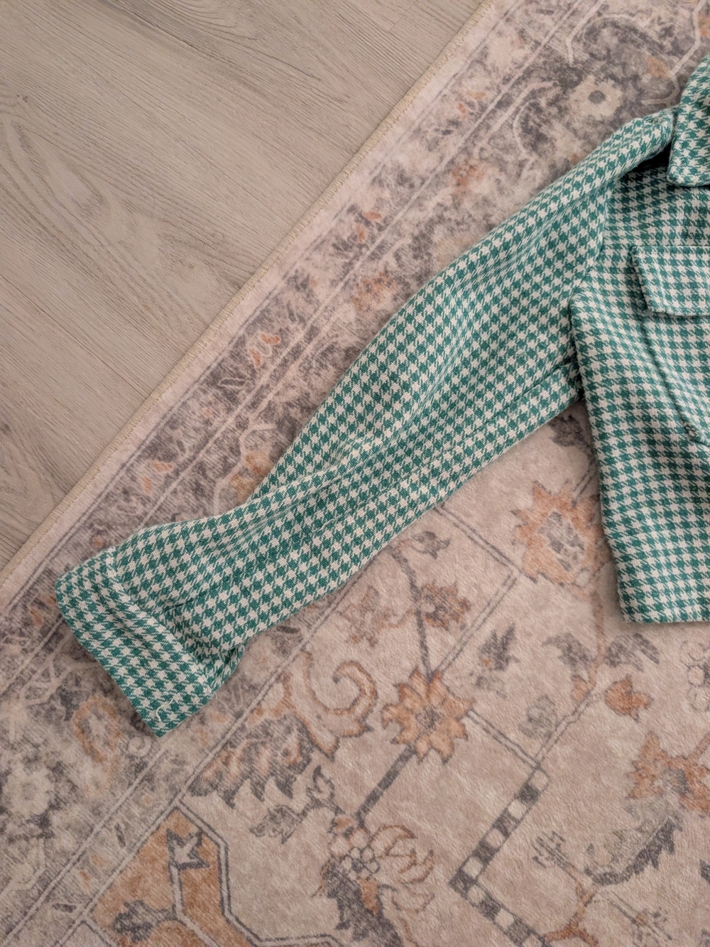 Only Green Houndstooth Cropped Blazer with Gold Buttons - Picture 3 of 5